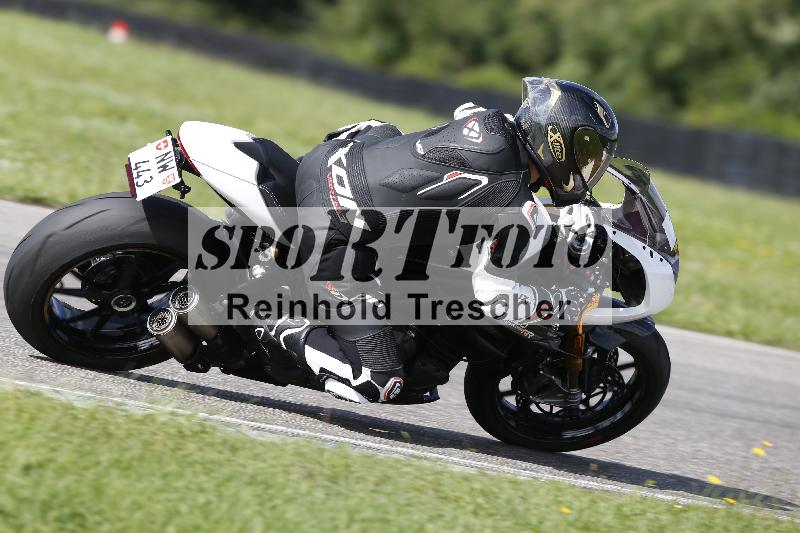 /53 16.09.2025 Track Day Domi Aegerter ADR/Gruppe rot/1
